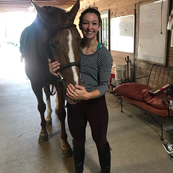 Meet your seller/buyer ๐ - Picture 2 of 6